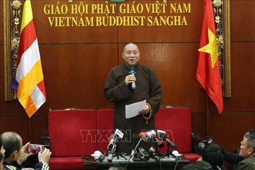 Vụ chùa Ba Vàng “thỉnh vong giải nghiệp”: Đề xuất tạm đình chỉ các chức vụ của Đại đức Thích Trúc Thái Minh trong khi chờ ra quyết định cách chức