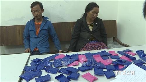 两名老挝人因非法运输合成毒品被山萝省公安逮捕