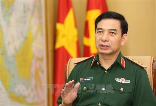 越南人民军总参谋长潘文江上将出席第16届东盟国防司令会议