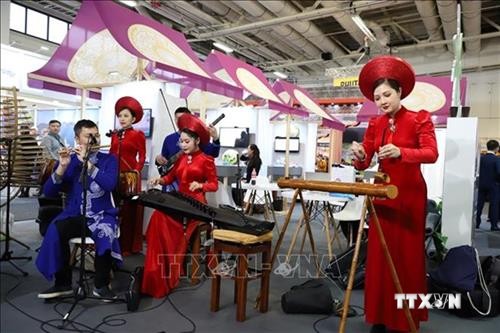 越南参加柏林国际旅游贸易展览会活动 不断加强旅游推广工作