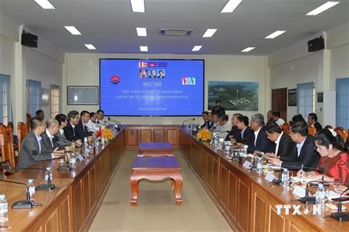 越南和柬埔寨加强信息通信领域的合作