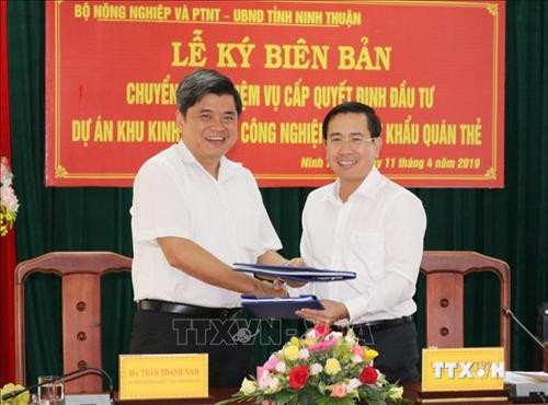 Bàn giao dự án Khu kinh tế muối Quán Thẻ cho tỉnh Ninh Thuận quản lý