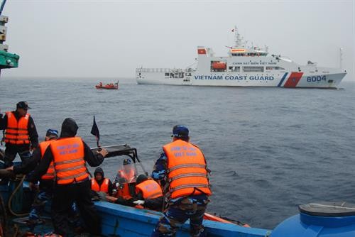 越南海警开展2019年首次北部湾共同渔区海上联合检查行动 