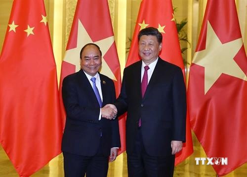 越南政府总理阮春福会见中共中央总书记、国家主席习近平