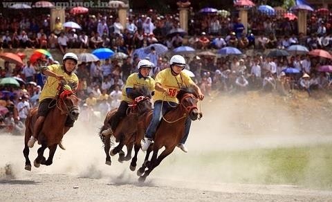 Festival Vó ngựa cao nguyên trắng Bắc Hà - sự đa dạng văn hóa, đoàn kết dân tộc