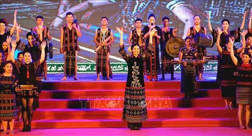 Bế mạc ngày hội văn hóa, thể thao và du lịch các dân tộc vùng biên giới Việt Nam - Lào năm 2019
