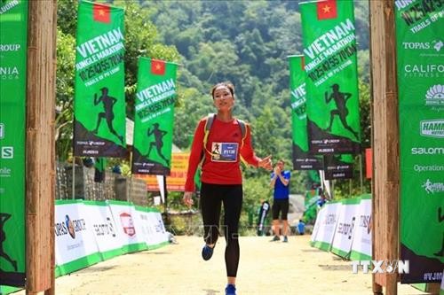 Gần 1.000 vận động viên trong và ngoài nước tranh tài tại Giải Marathon băng rừng Việt Nam - Pù Luông 2019