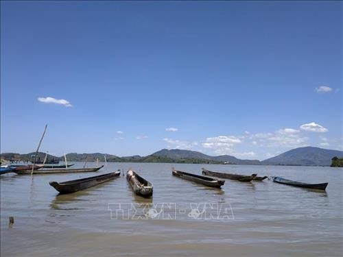 Khám phá Hồ Lắk