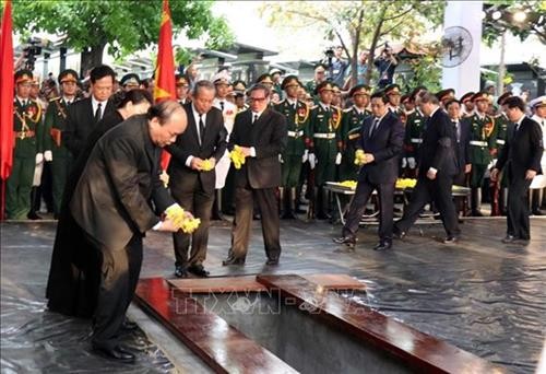各国领导人就原越南国家主席黎德英逝世向越南党、国家、政府、人民和黎德英家属致唁电、慰问信