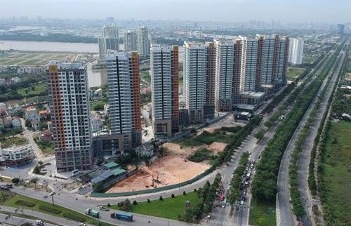 政府总理阮春福就推动房地产市场健康稳定发展做出重要指示
