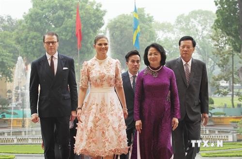 越南重视加强与瑞典的传统友好关系