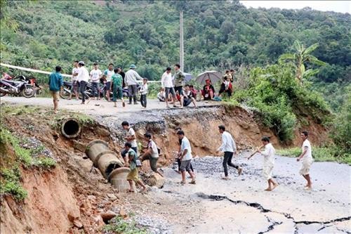 Sạt lở nghiêm trọng trên tỉnh lộ nối trung tâm huyện Phong Thổ với 8 xã biên giới tỉnh Lai Châu