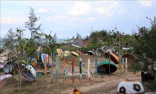 Khánh thành "Con đường thuyền thúng" ở bãi biển Tam Thanh
