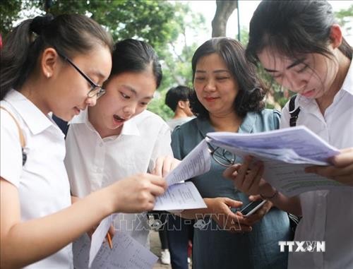 Hà Nội công bố điểm chuẩn vào lớp 10 chuyên năm học 2019 - 2020
