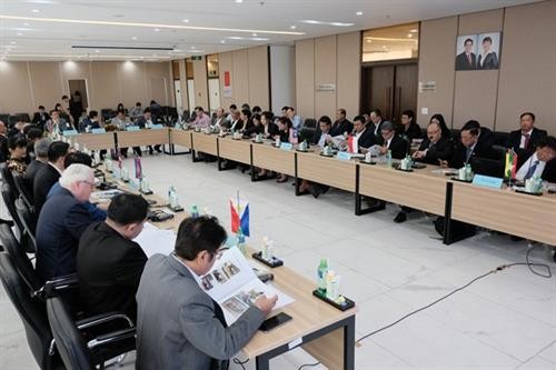 东盟糖业联盟第四次会议在胡志明市举行 