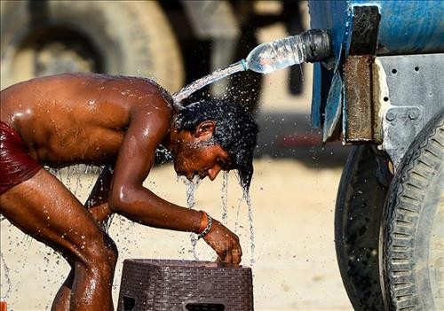 Nắng nóng trên 50 độ C tại Ấn Độ