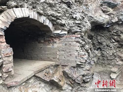 Trung Quốc phát hiện khu mộ cổ 2.000 năm tuổi