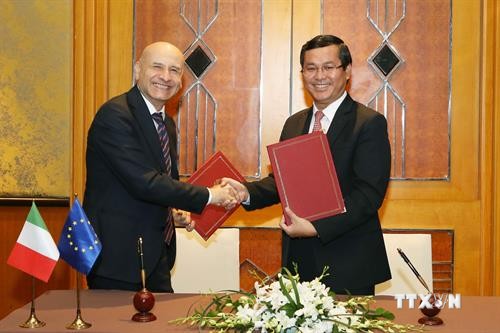 越南与意大利签署教育合作行动计划