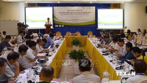 越南中部-西原地区保护生物多样性和可持续发展国际研讨会在岘港市举行