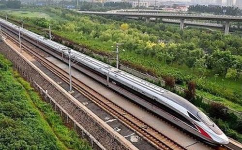 越南北南高速铁路投资资金约260亿美元