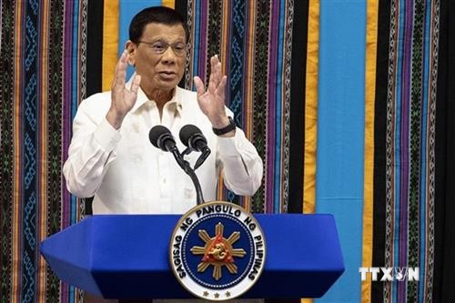 菲律宾总统呼吁继续打击贩毒和反腐 