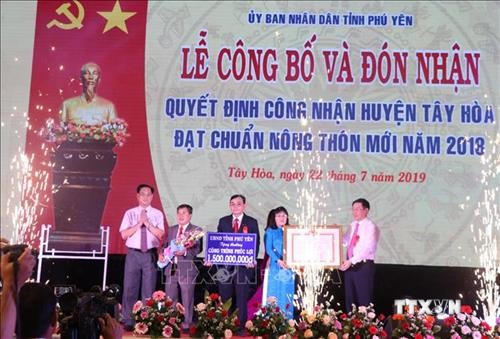 Lễ công bố Quyết định huyện Tây Hòa, Phú Yên đạt chuẩn nông thôn mới