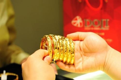 7月29日越南黄金价格超过3950万越盾
