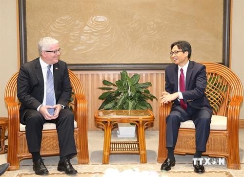 越南政府副总理武德儋会见前来辞行拜会的澳大利亚驻越大使