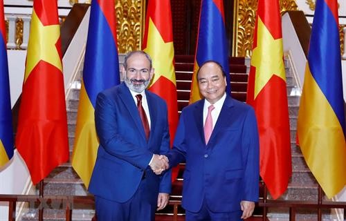 亚美尼亚总理尼科尔·帕希尼扬圆满结束对越南的正式访问
