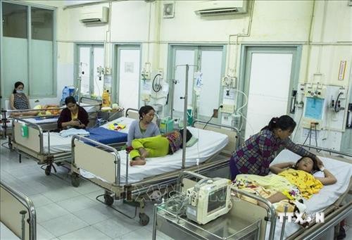 Bệnh sốt xuất huyết diễn biến phức tạp tại Đắk Lắk