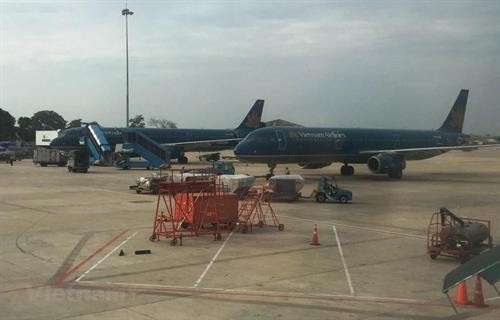 越南各家航空公司调整飞往富国、中国上海和台湾的航班执行计划