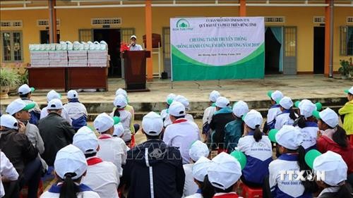 Kon Tum tuyên truyền chính sách bảo vệ rừng đến học sinh