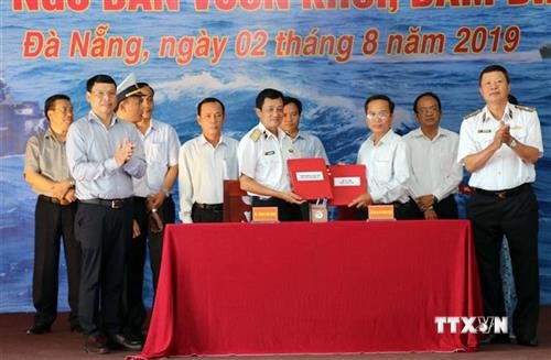 Phát động Chương trình "Hải quân Việt Nam làm điểm tựa cho ngư dân vươn khơi bám biển"