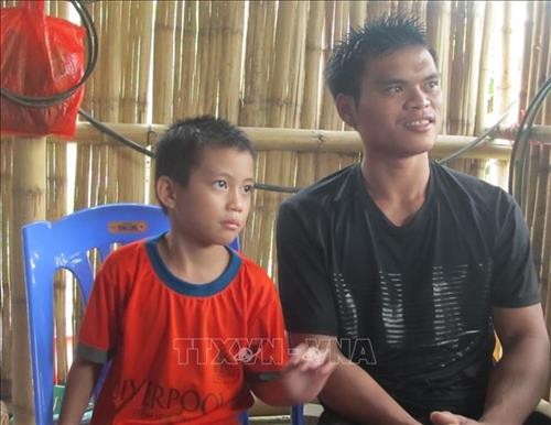 Người thanh niên dân tộc Thái không ngần ngại cứu người trong lũ