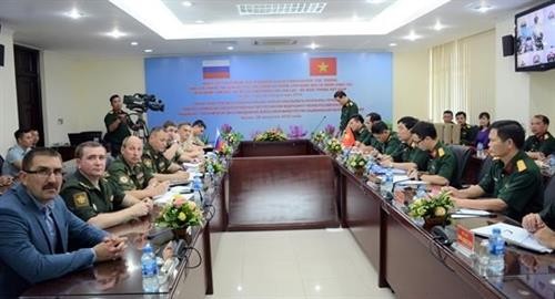 越南国防部与俄罗斯国防部加强交流沟通