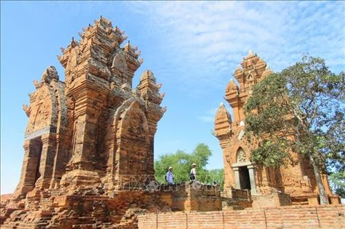 Tháp Po Klong Garai – điểm đến hấp hẫn của Ninh Thuận