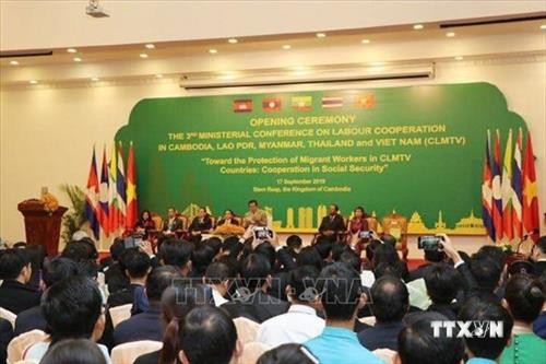 柬老缅泰越劳动合作部长级会议：力争保护移民劳动者权利