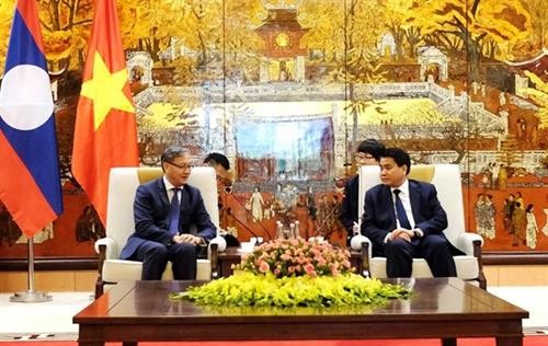 河内市努力扩大与老挝各地方的合作关系