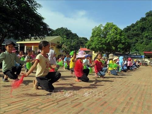 Năm học 2019-2020: Trường học vùng cao Sơn La tích cực vận động học sinh đến lớp