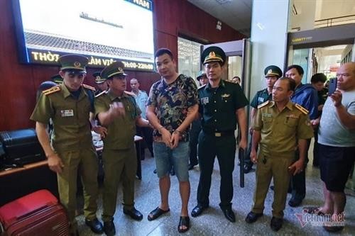 越南广治省边防部队逮捕一名中国通缉犯