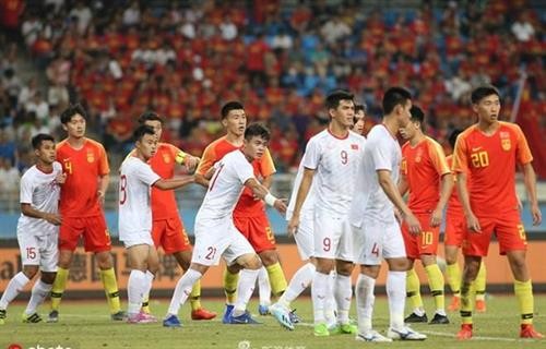 越南U22-中国U22友谊赛 2-0，进灵梅开二度