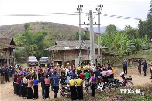 Gần 2000 hộ dân ở Sơn La có điện lưới Quốc gia trước Tết Nguyên đán