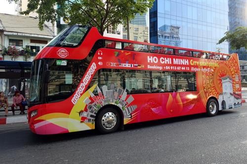 Khai trương tuyến xe buýt du lịch mui trần tham quan Thành phố Hồ Chí Minh