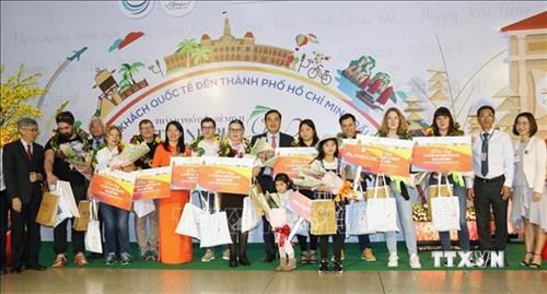 Thành phố Hồ Chí Minh đón du khách quốc tế đầu năm mới 2020