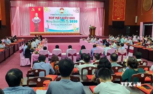 越南多地开展2020庚子年海外侨胞迎新春活动