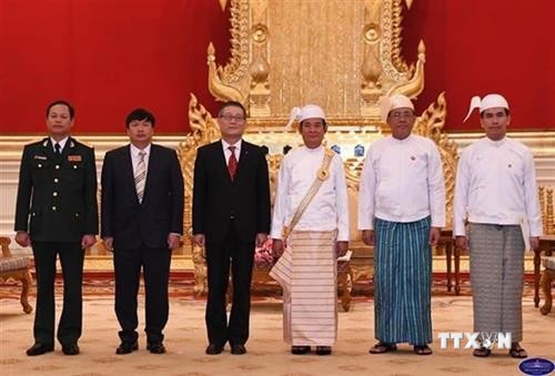 缅甸总统吴温敏高度评价与越南的合作关系