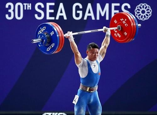  越南三名举重运动员有望获得2020年东京奥运会入场券
