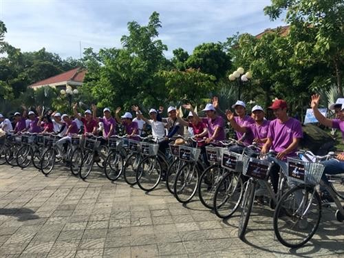 顺化市推出单车共享服务的新型旅游产品