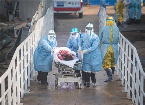 Dịch viêm đường hô hấp cấp COVID-19: Trung Quốc đại lục ghi nhận thêm 136 ca tử vong