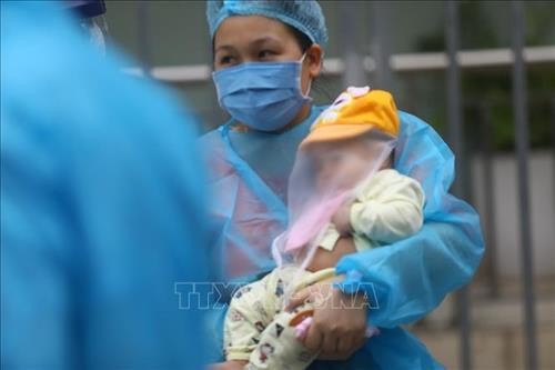 Dịch COVID-19: Bé gái 3 tháng tuổi ở Vĩnh Phúc đã khỏi bệnh